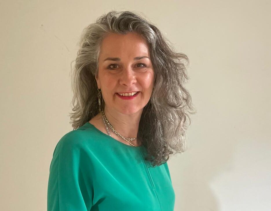 Carina van der Kloet tijdens workshop over persoonlijke uitstraling en kleding in Amsterdam